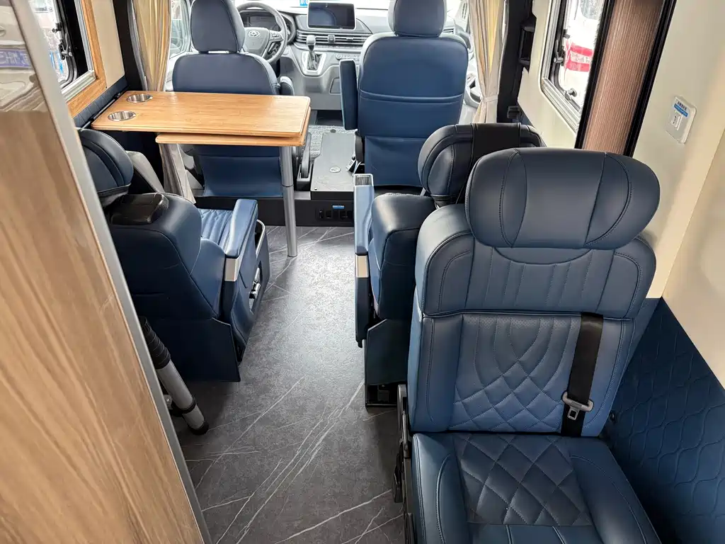 Maxus V90 RV 2025 — фото 11