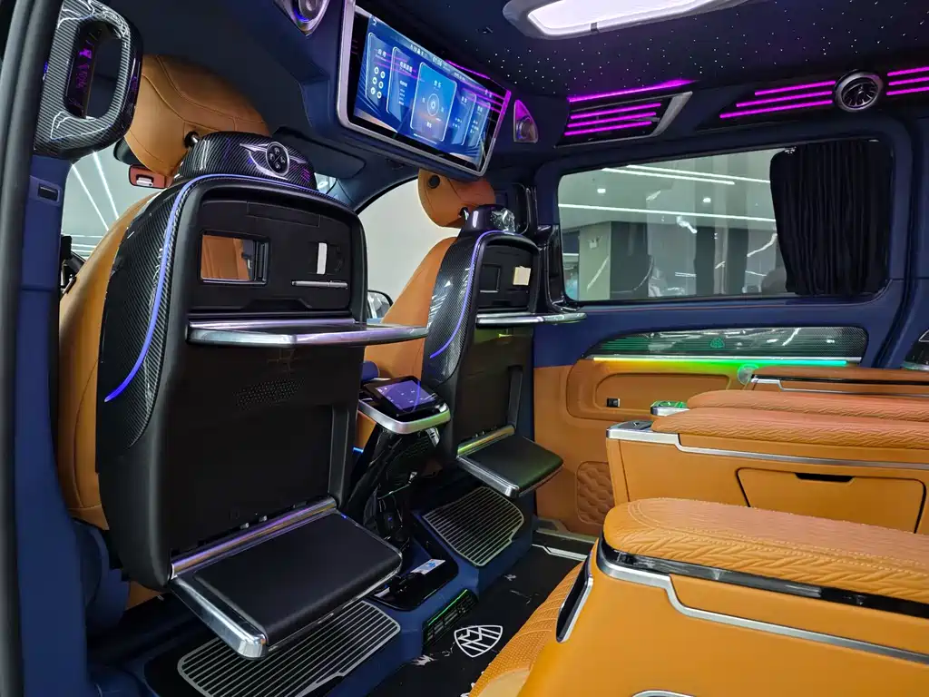 Mercedes-Benz Vito 2023 — фото 12