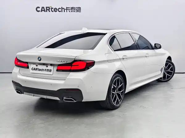 BMW 5 Series 2021