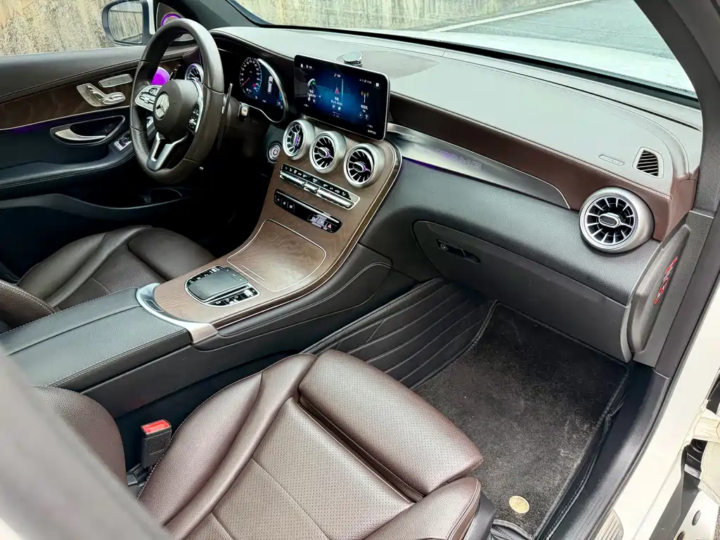 Mercedes-Benz GLC 2020 — фото 23