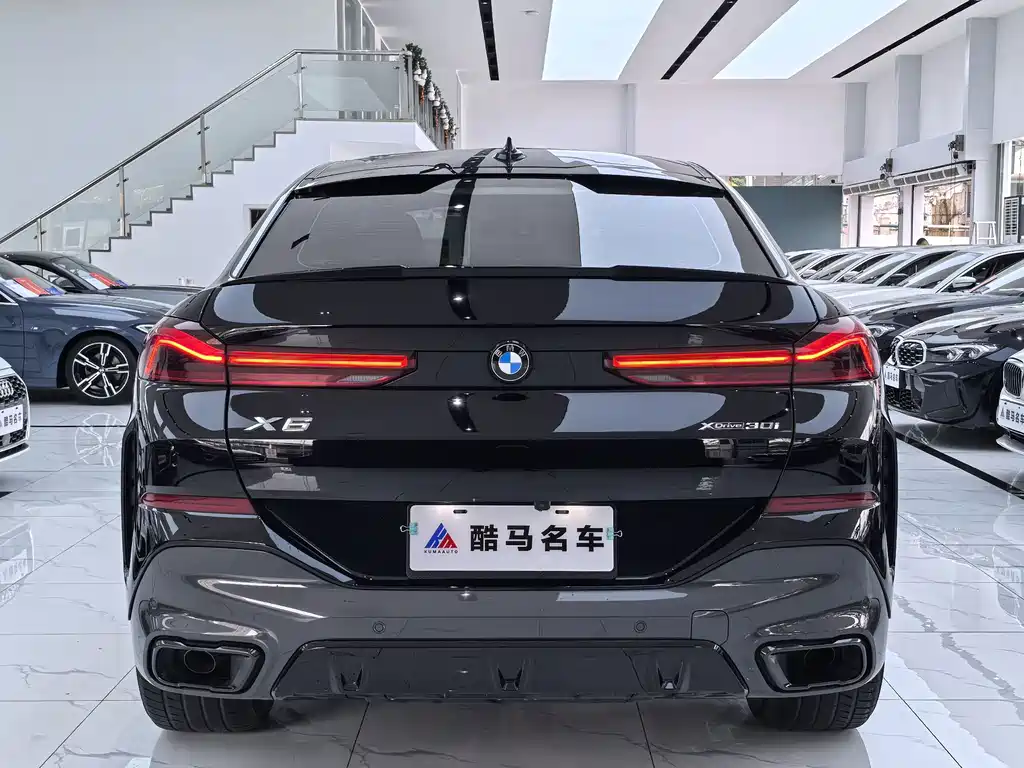 BMW X6 2022 — фото 14
