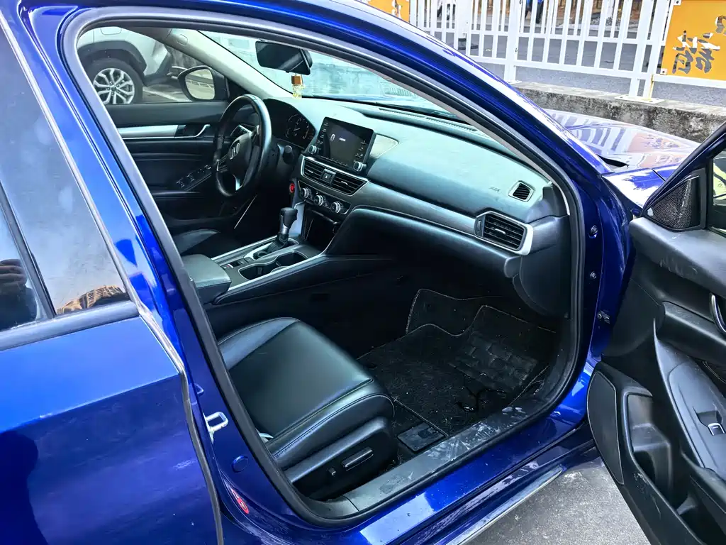 Honda Accord 2021 — фото 13