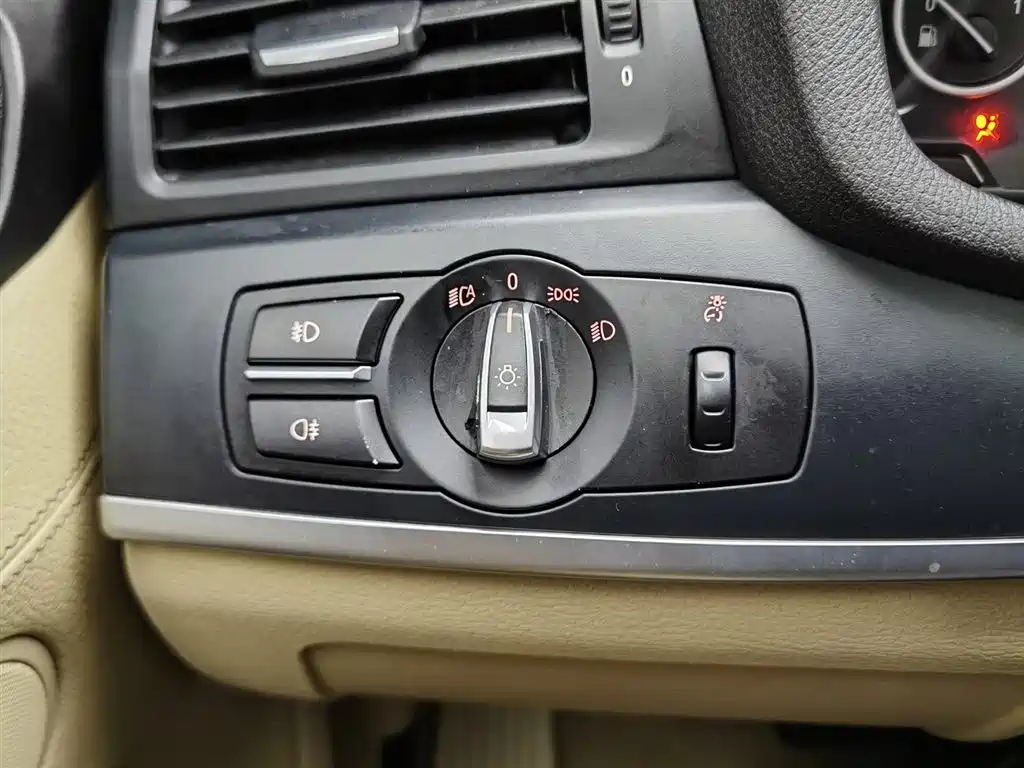 BMW X3 2011 — фото 21