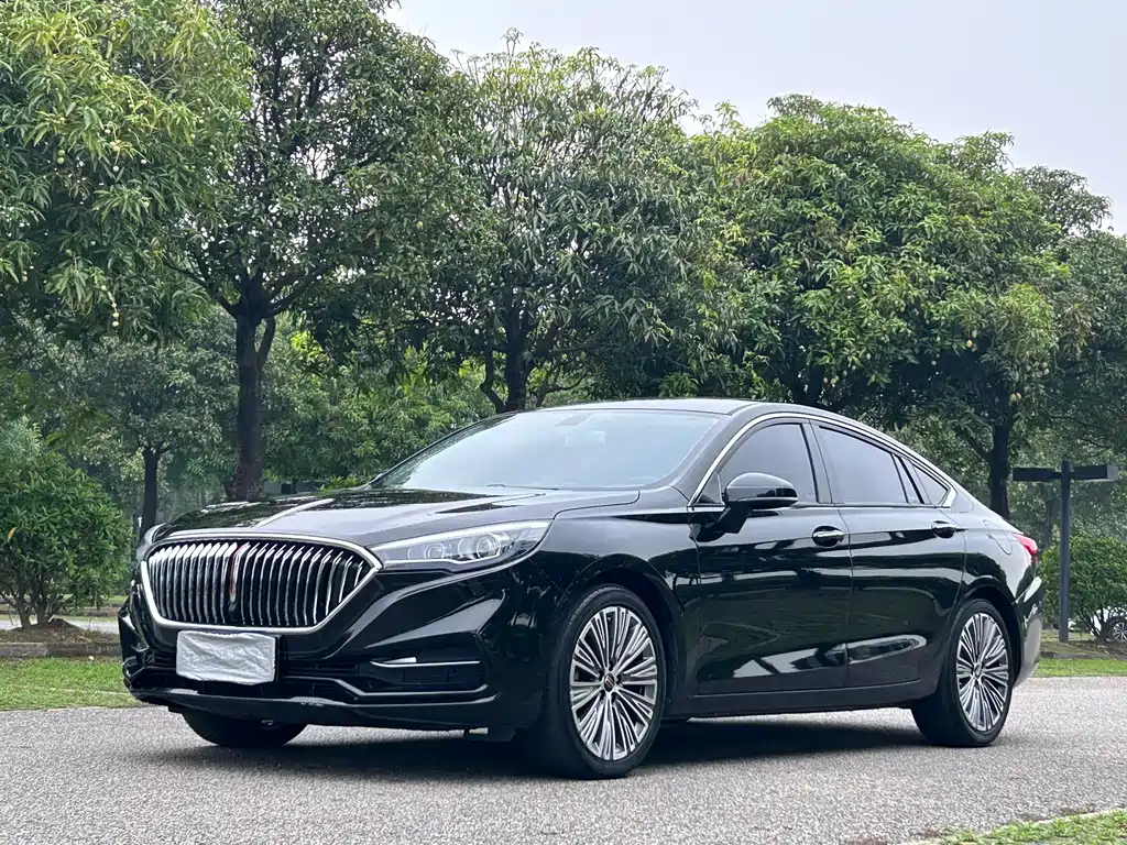 Hongqi H5 2022 — фото 1