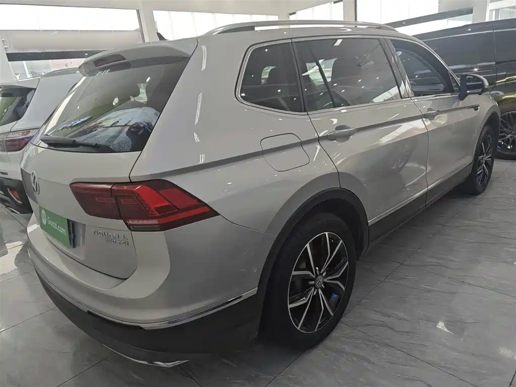 Volkswagen Tiguan L 2019 — фото 7