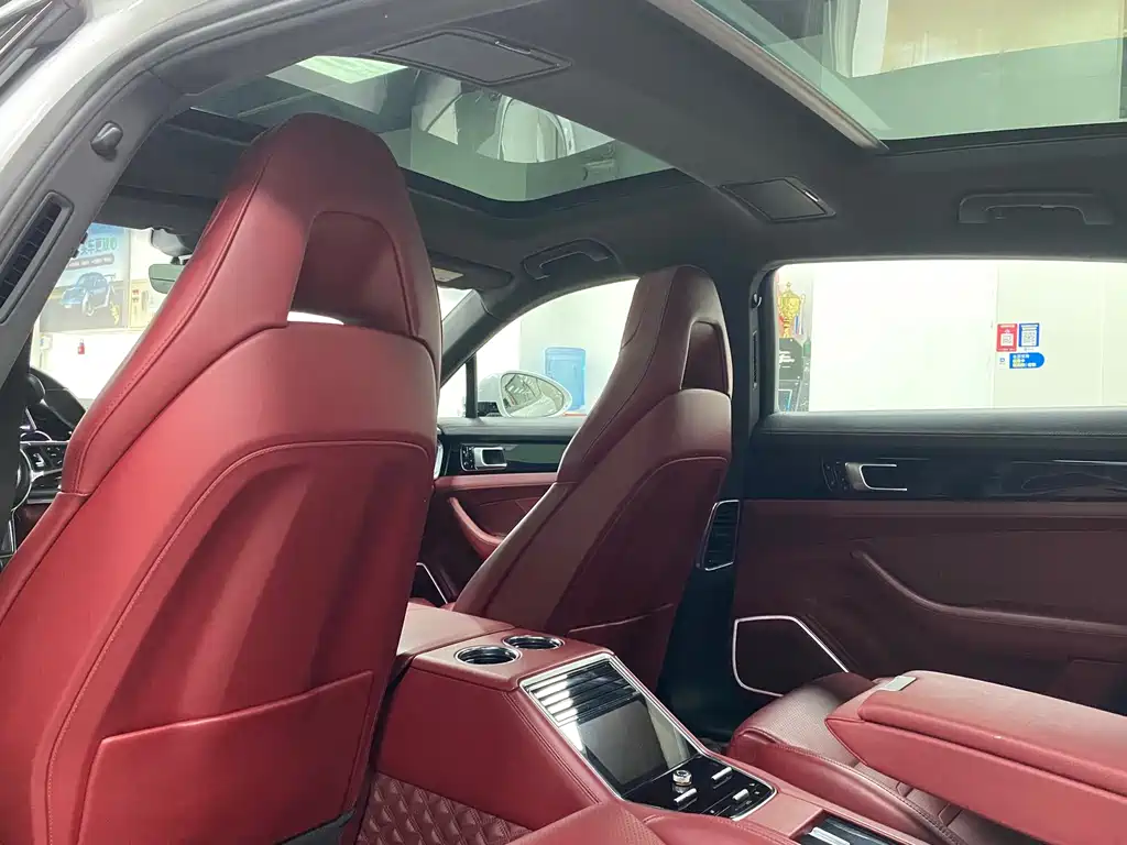 Porsche Panamera 2017 — фото 21