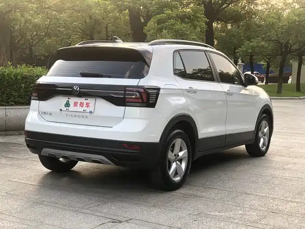 Volkswagen T-Cross 2023
