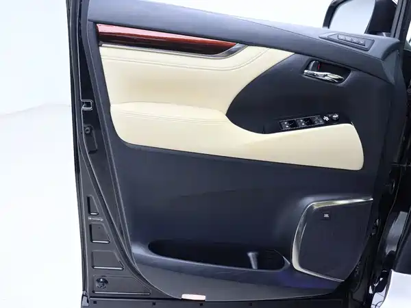 Toyota Alphard 2017