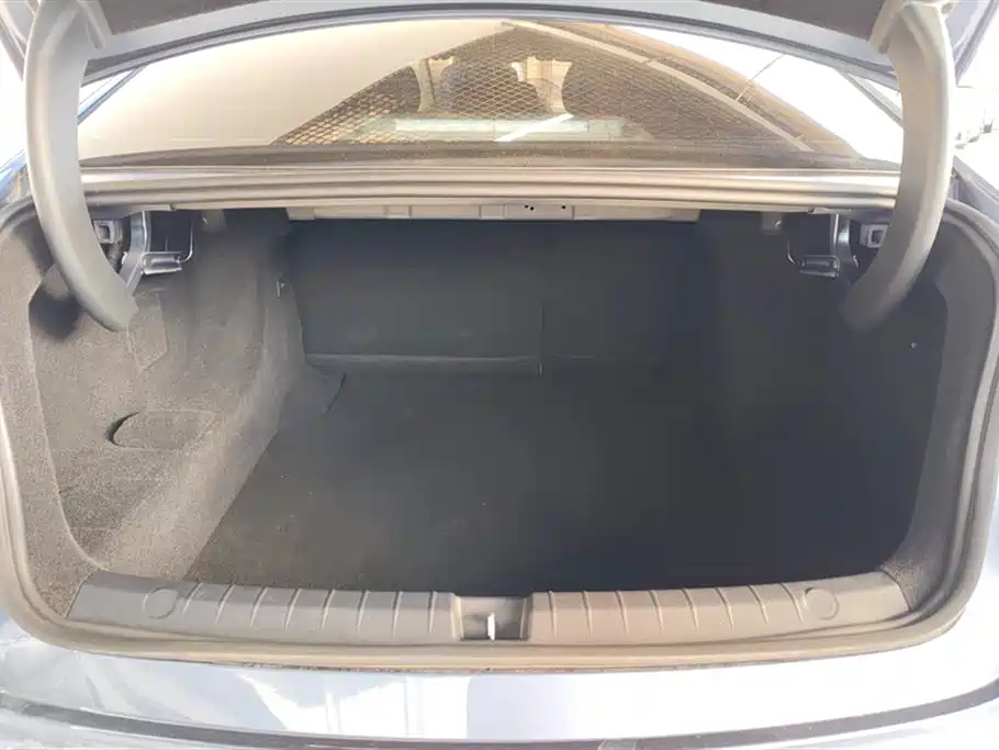BYD Seal 05 DM-i 2025 — фото 4