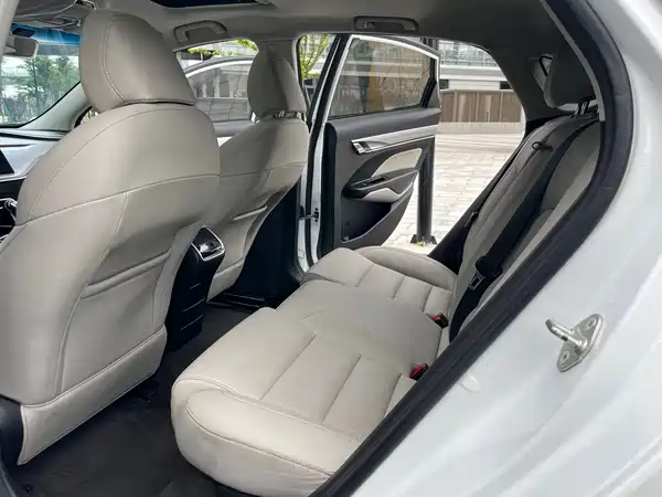 Geely Binrui 2018