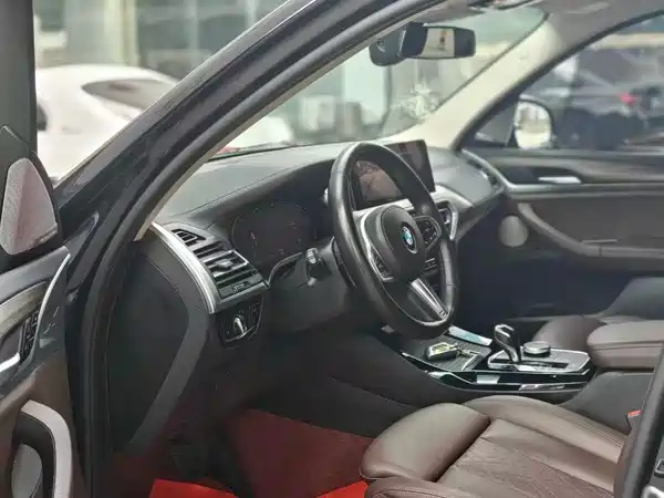 BMW X3 2021