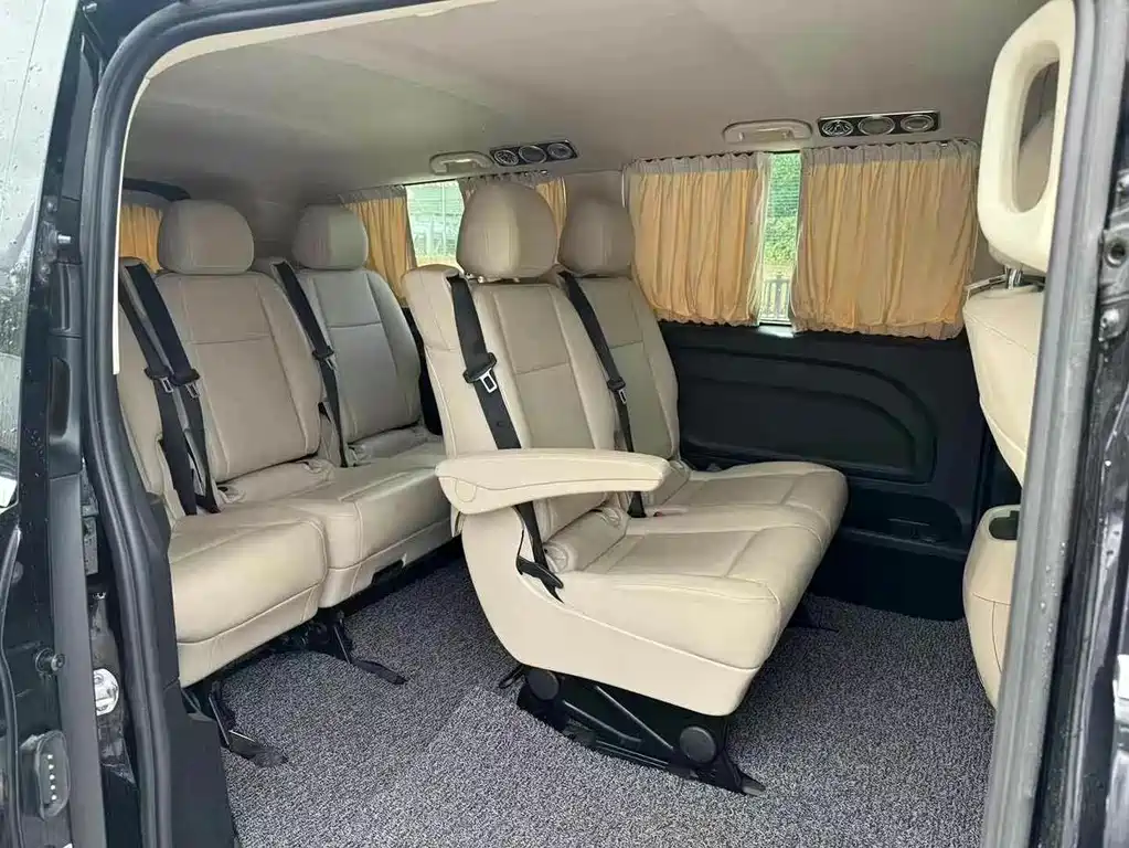Mercedes-Benz Vito 2022 — фото 9