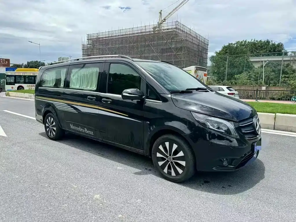 Mercedes-Benz Vito 2022 — фото 2