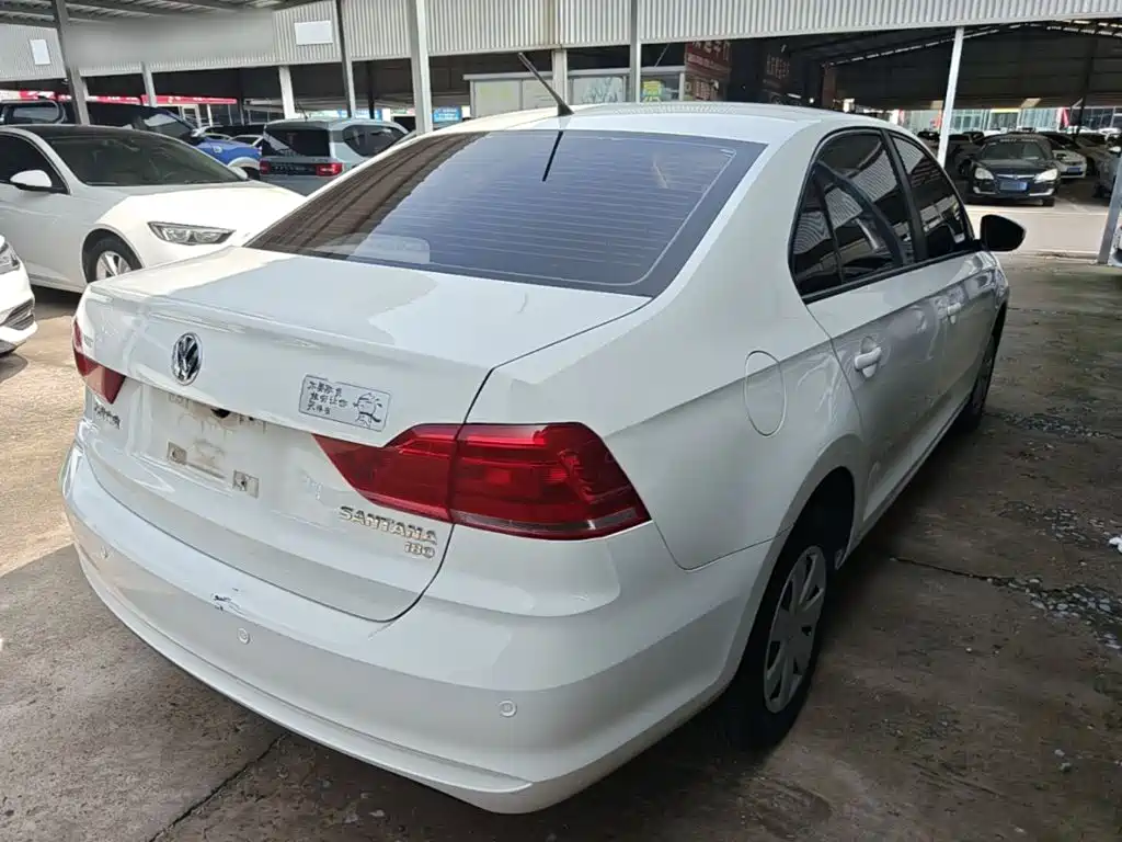 Volkswagen Santana 2016