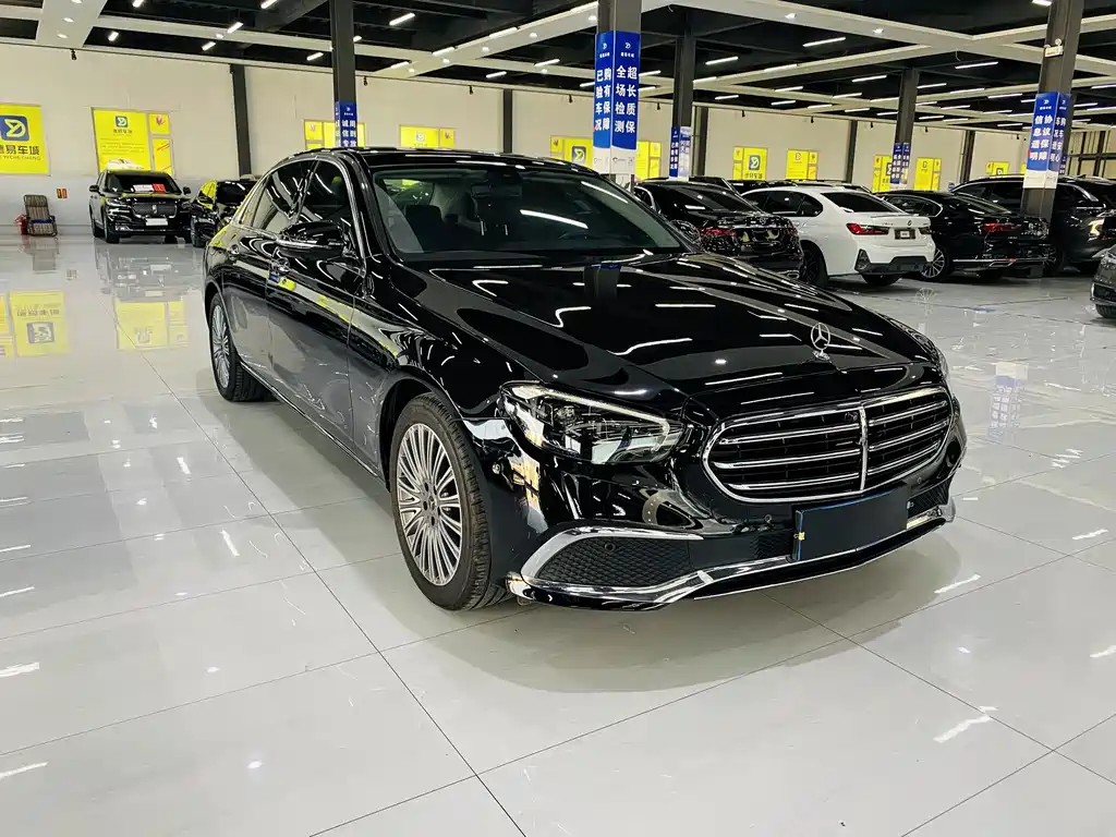 Mercedes-Benz E-Class 2022 — фото 2
