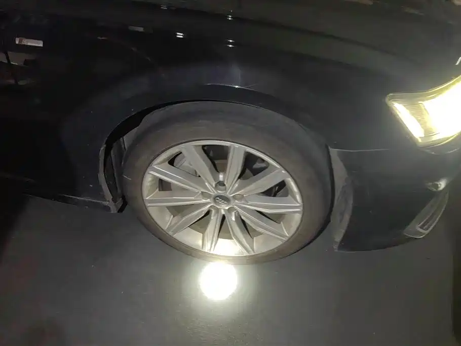Audi A6L 2022