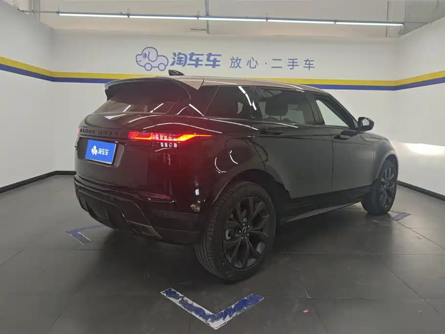 Land Rover Evoque 2023 — фото 3