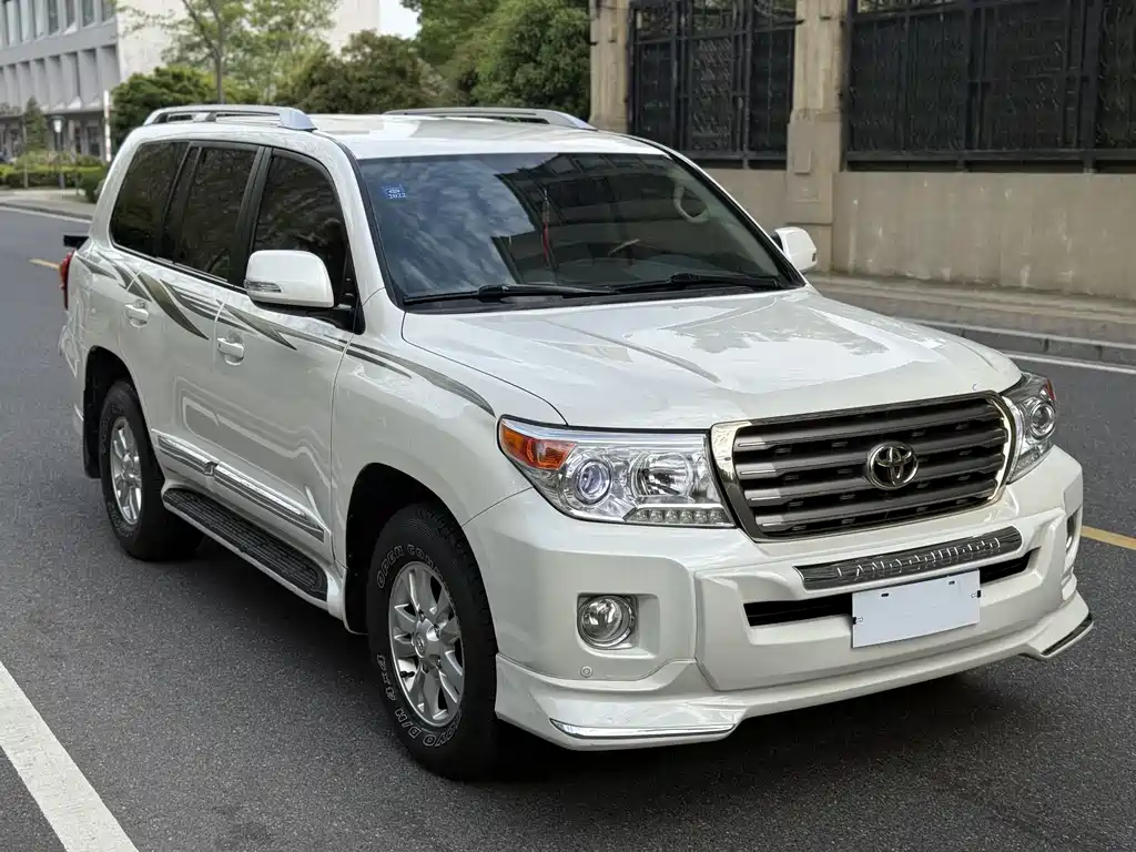 Toyota Land Cruiser 2016 — фото 13