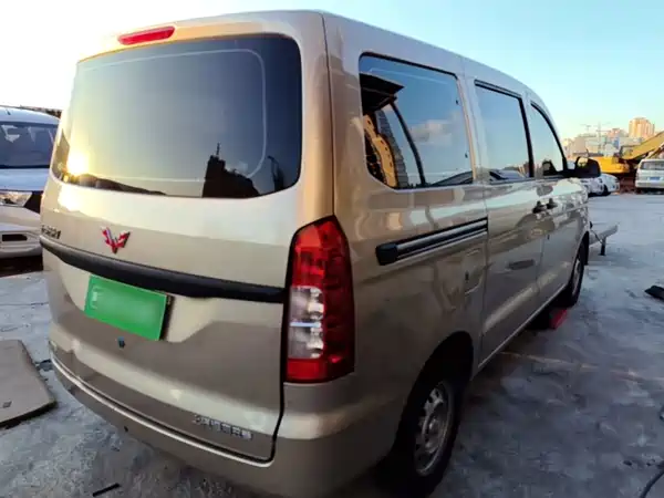 Wuling Hongguang V 2025