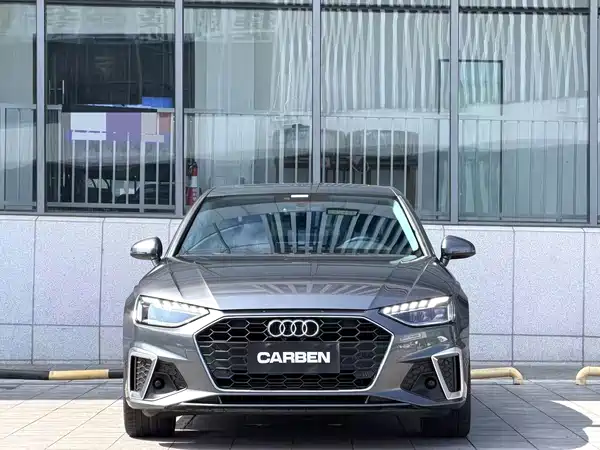 Audi A4L 2021