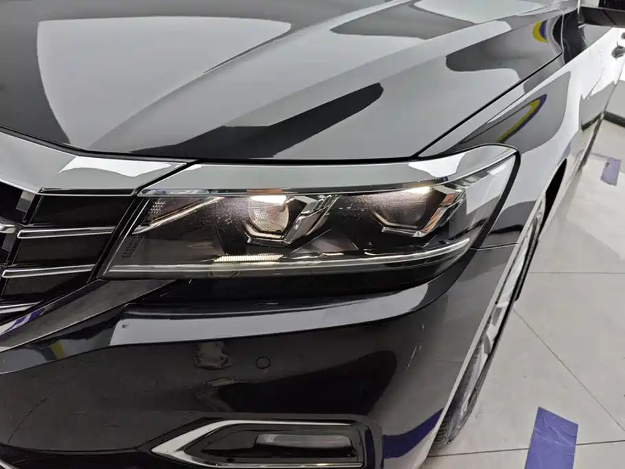 Volkswagen Passat 2019 — фото 5