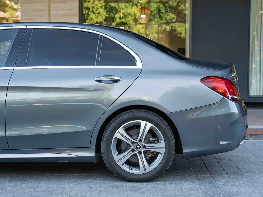Mercedes-Benz C-Class 2019 — фото 5