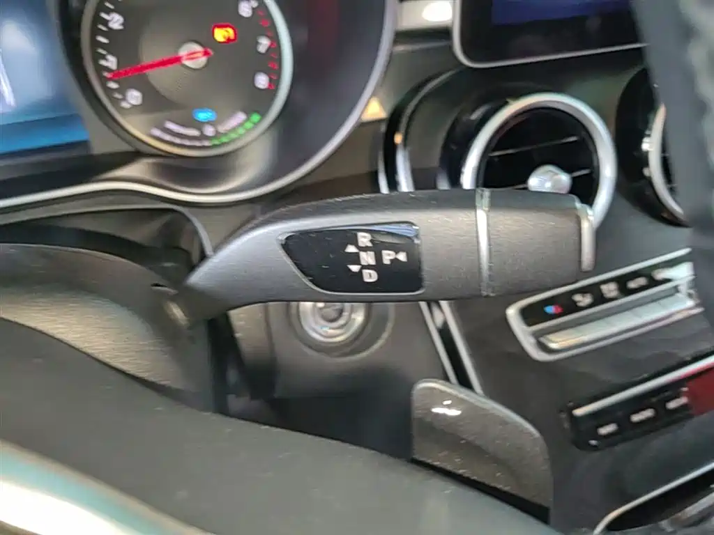 Mercedes-Benz C-Class 2019 — фото 14