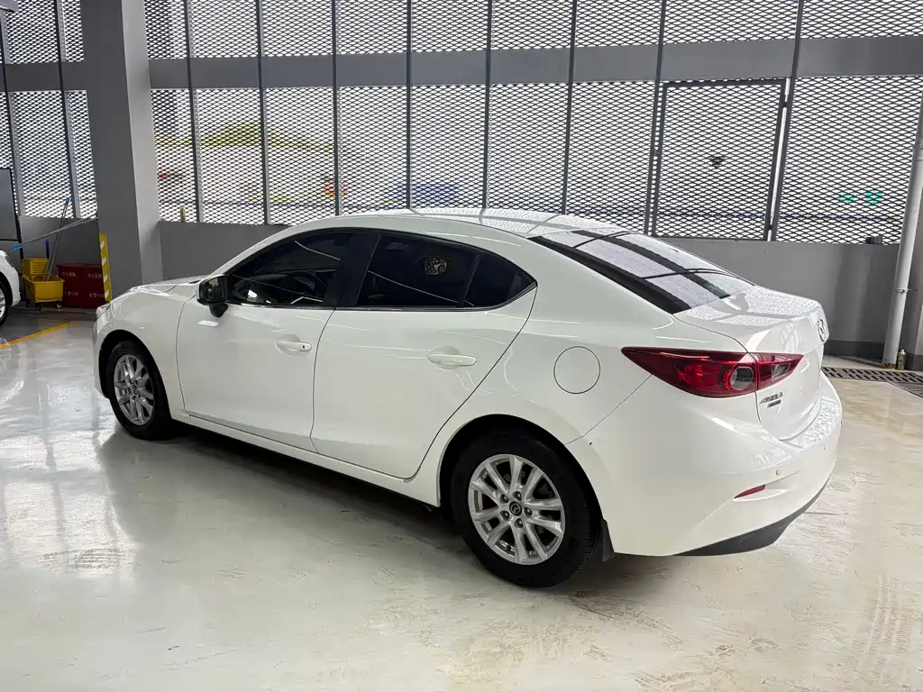 Mazda 3 Angkesela 2016