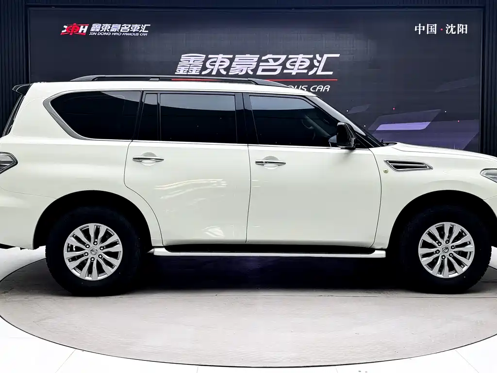 Nissan Patrol 2017 — фото 5