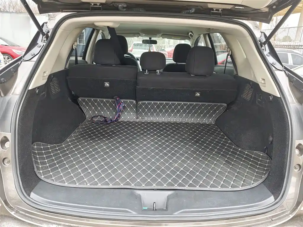 Nissan Murano 2017 — фото 15