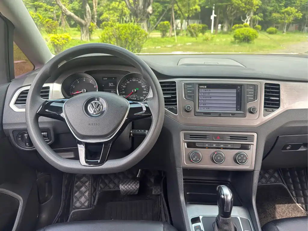 Volkswagen Golf Jialu 2017 — фото 8