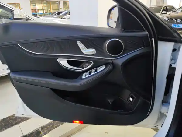 Mercedes-Benz C-Class 2016