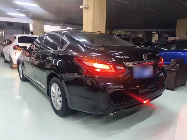 Nissan Teana 2018