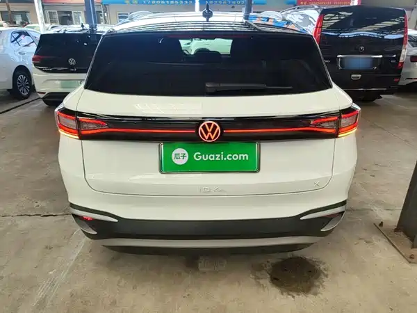 Volkswagen ID.4 X 2024