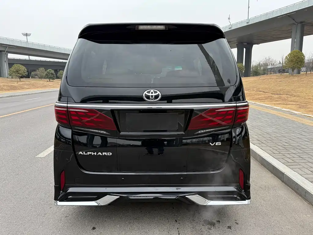 Toyota Alphard 2014 — фото 8