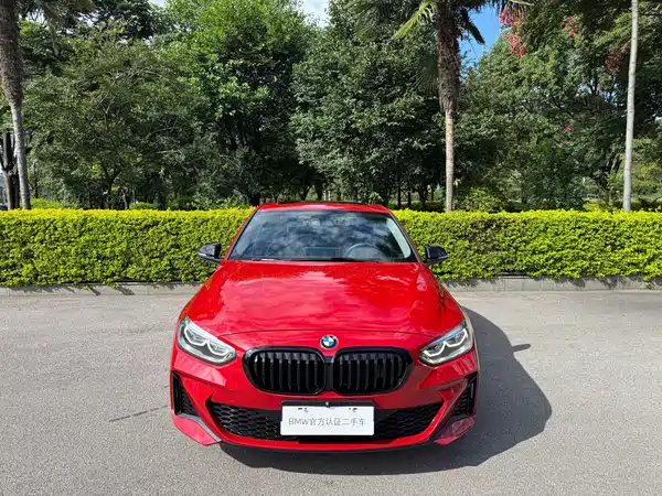 BMW 1 Series 2021