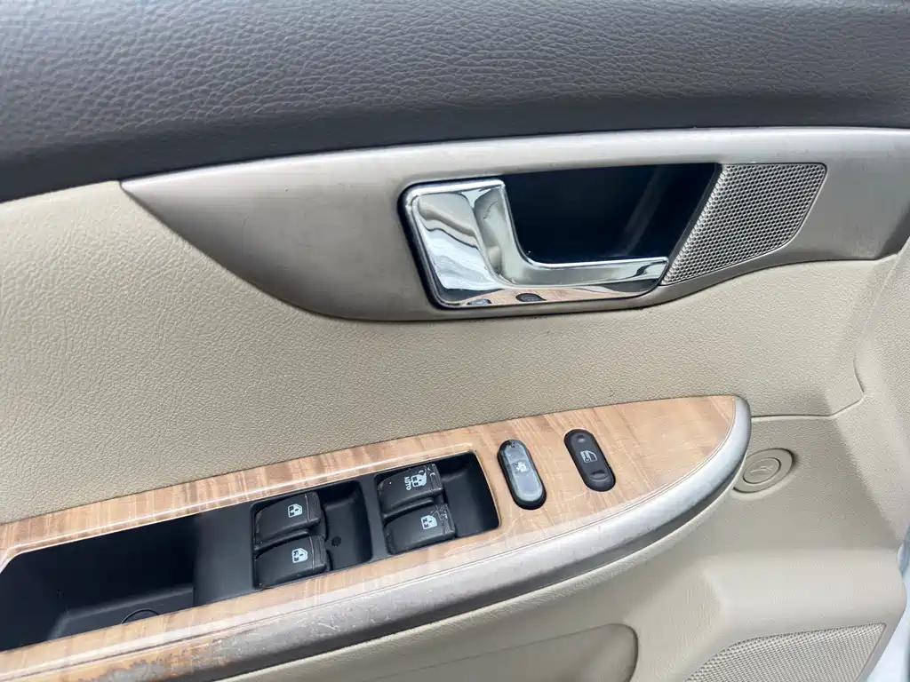 Buick Excelle 2016 — фото 10