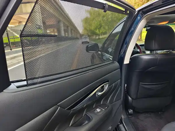 Infiniti Q70 2019