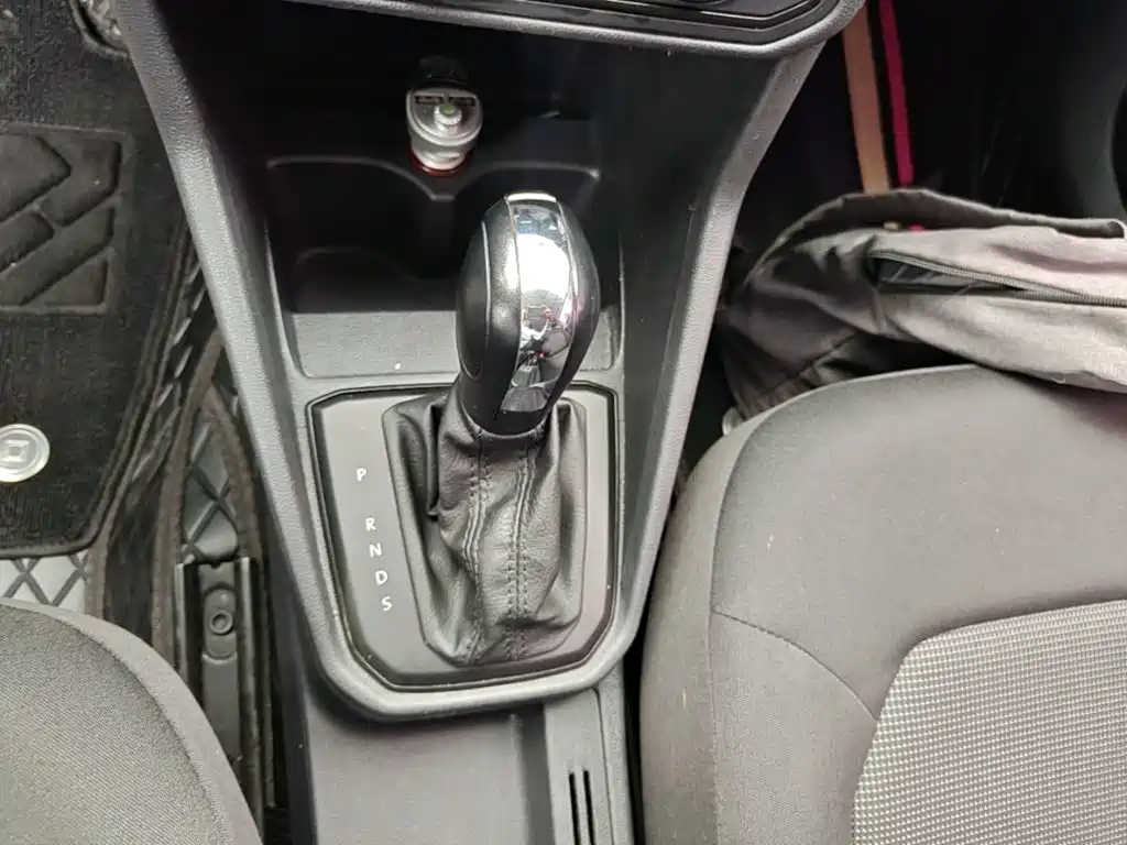 Volkswagen Jetta 2018 — фото 14