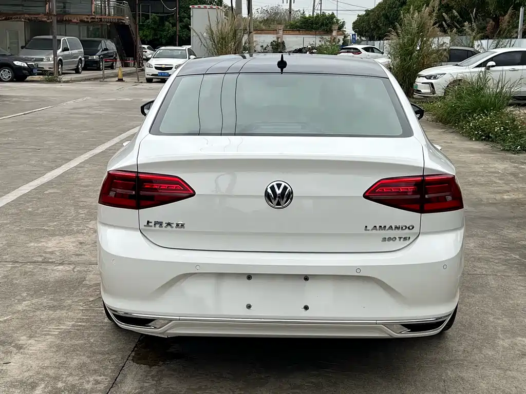 Volkswagen Lamando 2018 — фото 5