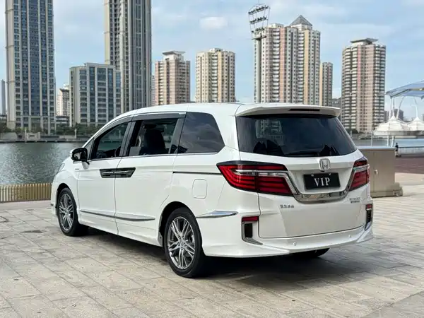 Honda Elysion 2020