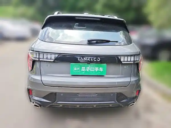 Lynk & Co 01 2022