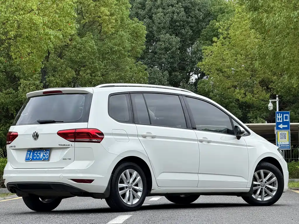 Volkswagen Touran 2019