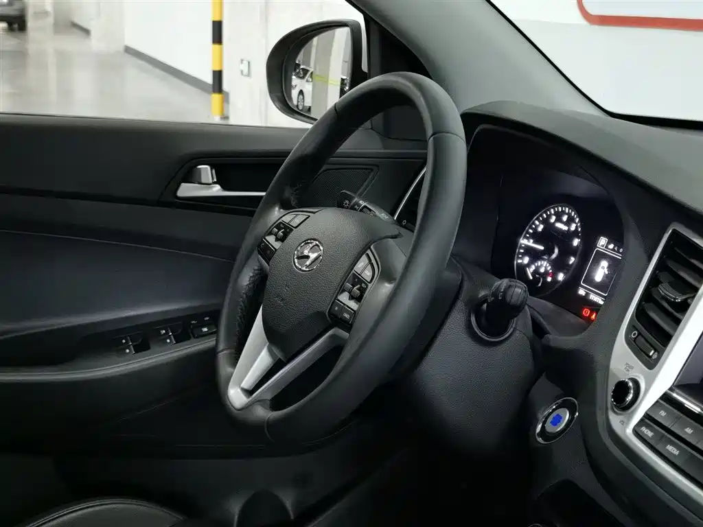 Hyundai Tucson 2016 — фото 22