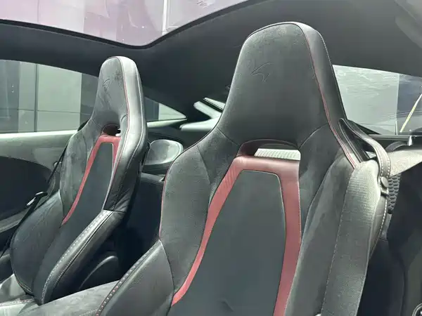 McLaren GT 2019