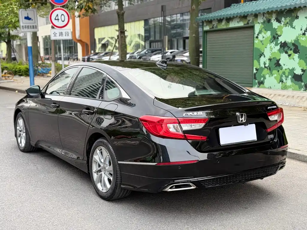 Honda Accord 2021 — фото 6