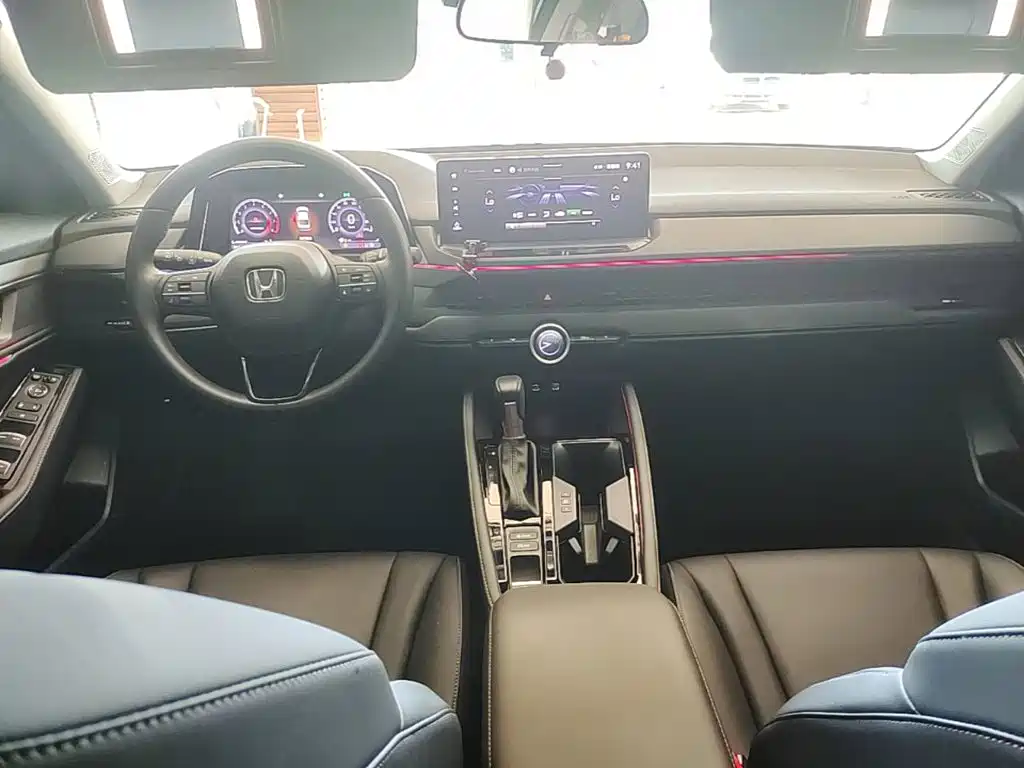 Honda Accord 2024 — фото 10