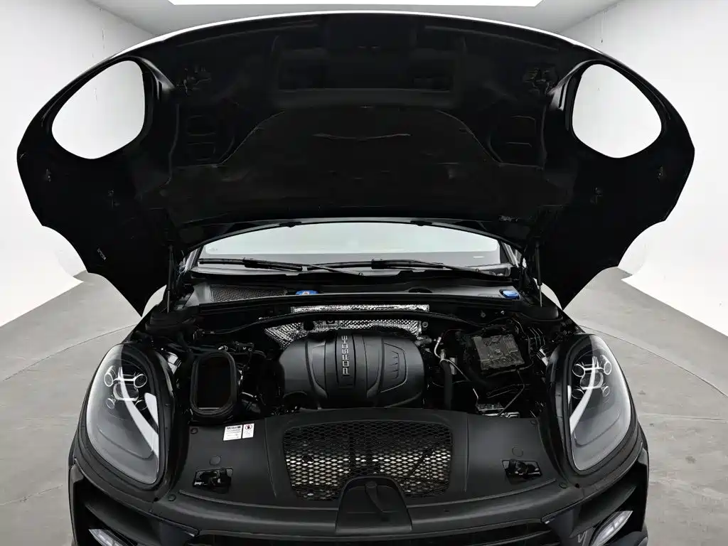 Porsche Macan 2020 — фото 15