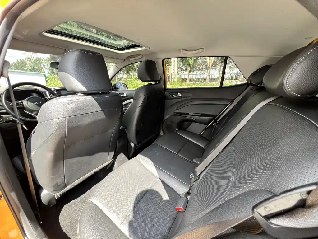 Kia KX1 2023 — фото 15