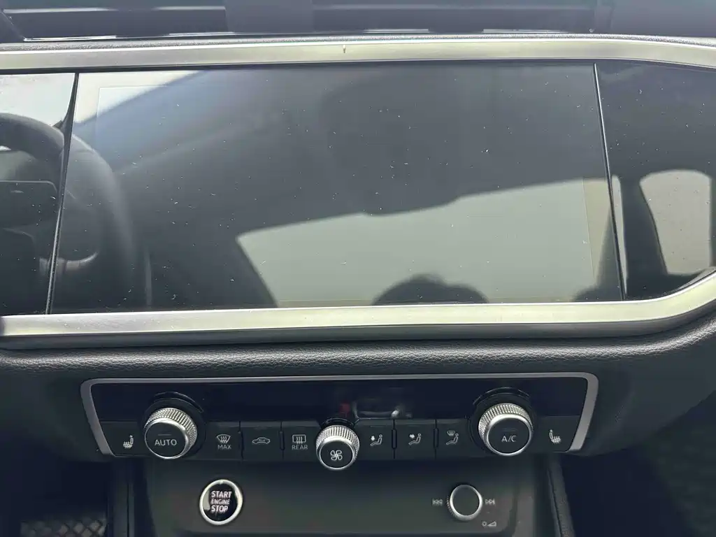 Audi Q3 2022 — фото 16